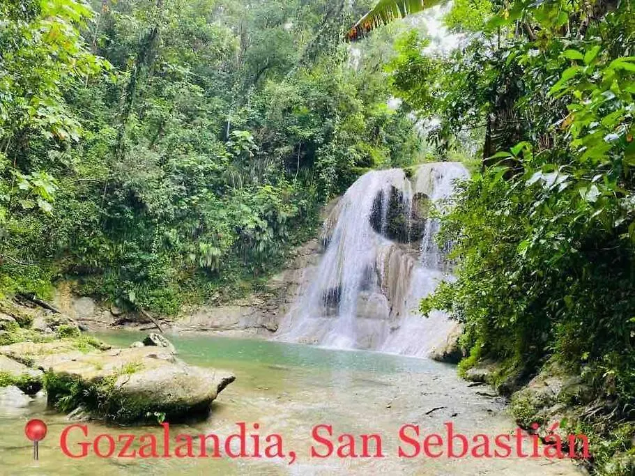 Apartment With Private Jacuzzi Near Gozalandia Waterfall سان سيباستيان